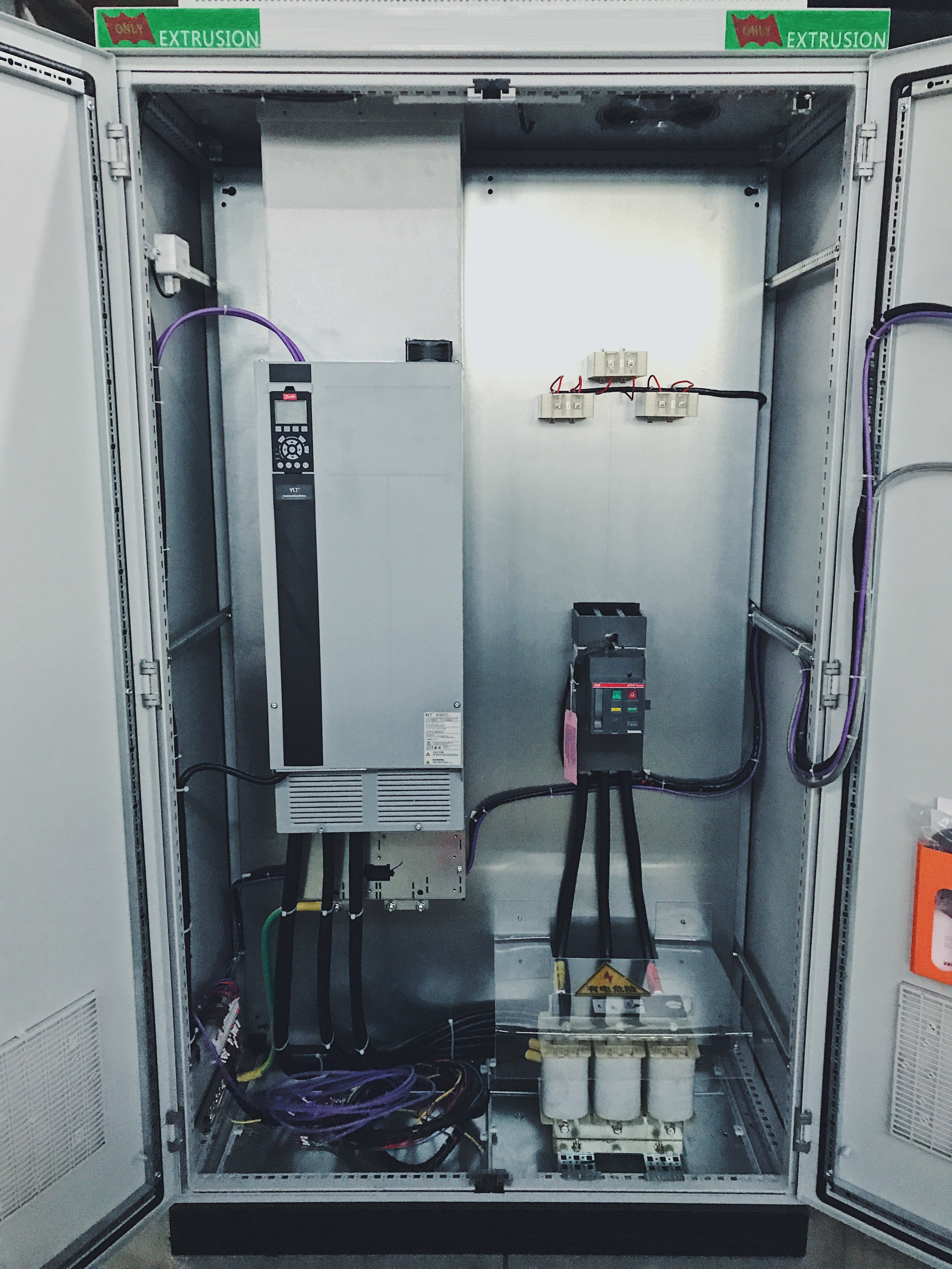 變頻柜 ABB變頻器 PLC控制柜 雙螺桿擠出機控制柜