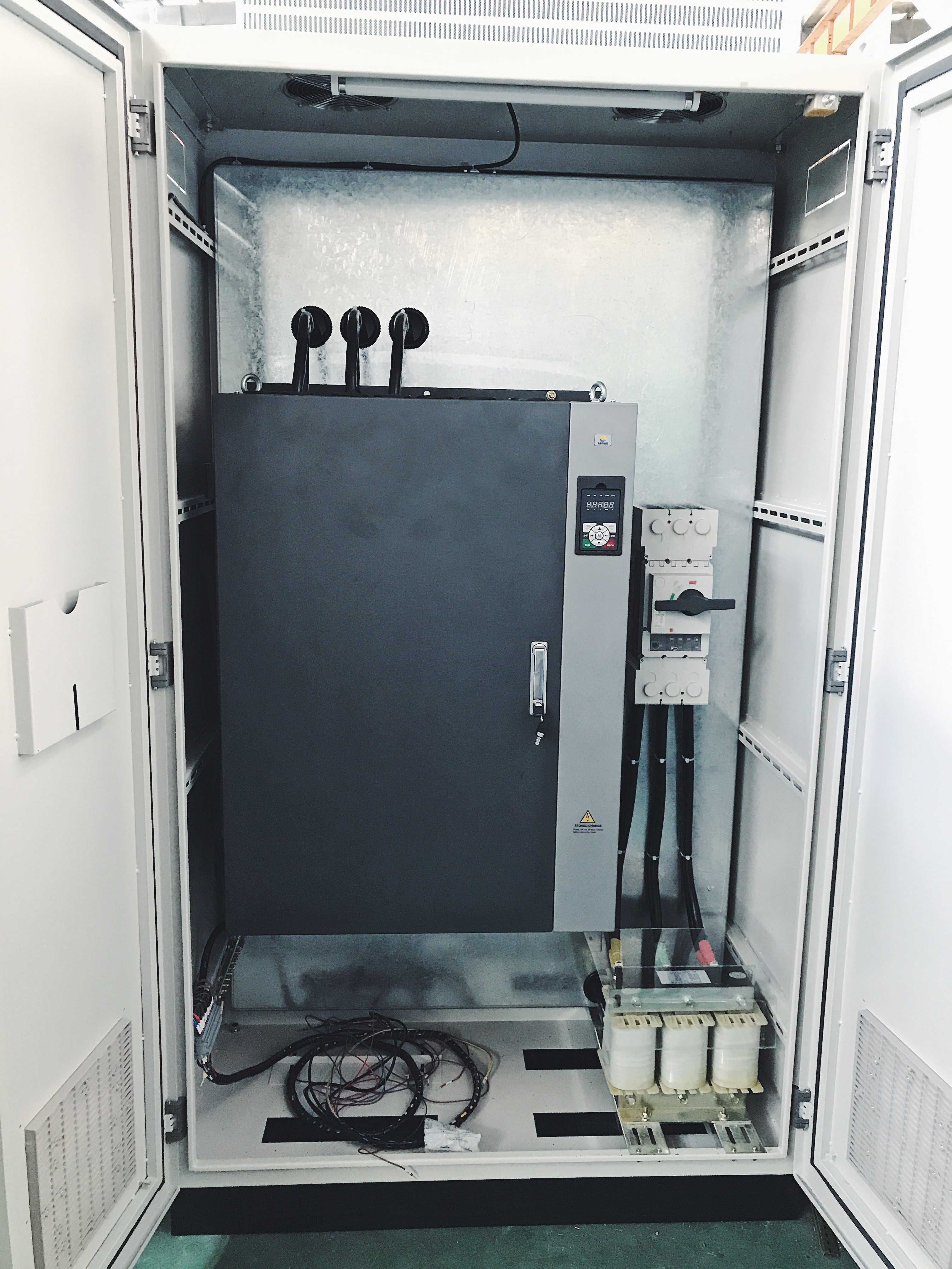 變頻柜 ABB變頻器 PLC控制柜 雙螺桿擠出機控制柜